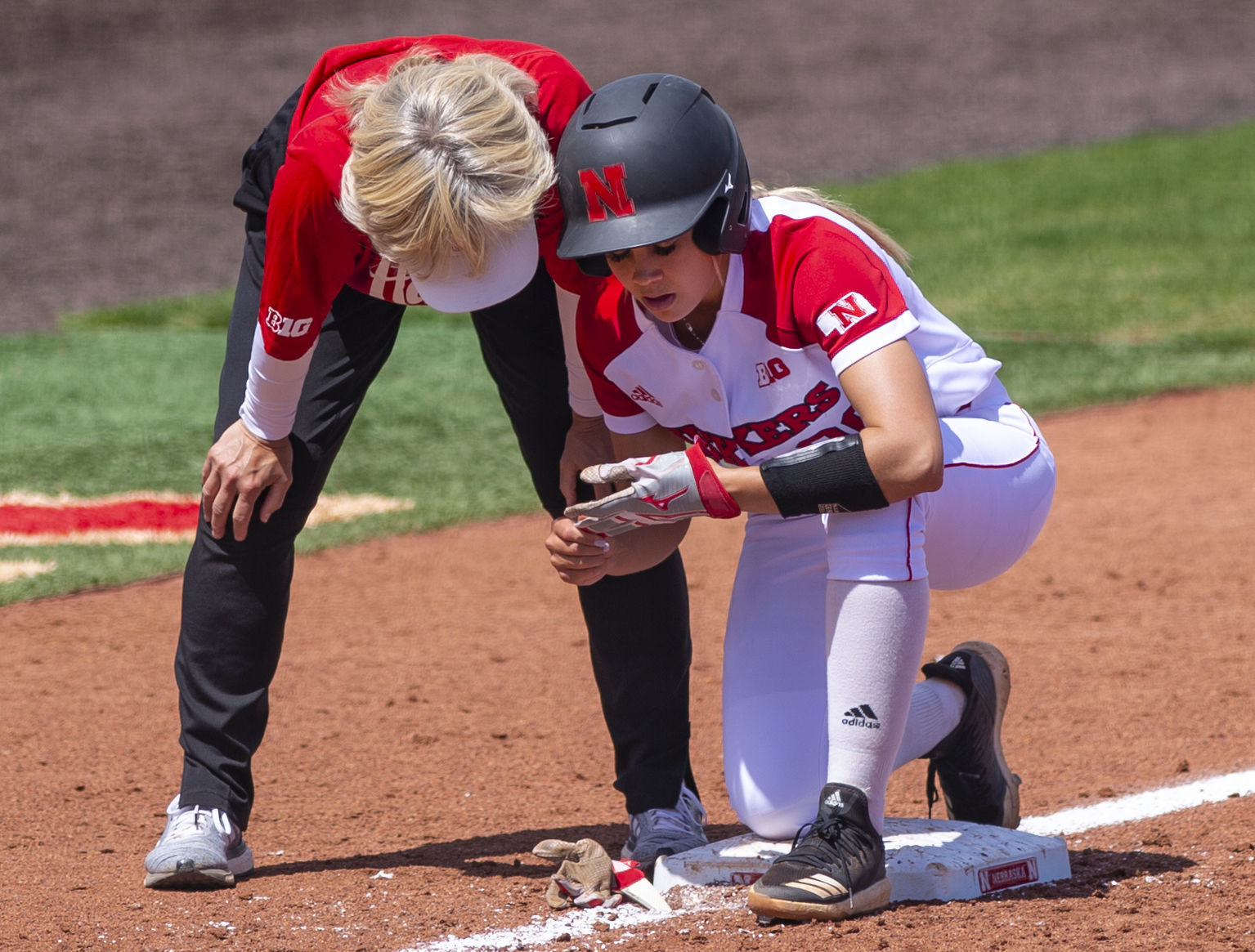 Nebraska Softball 4.21